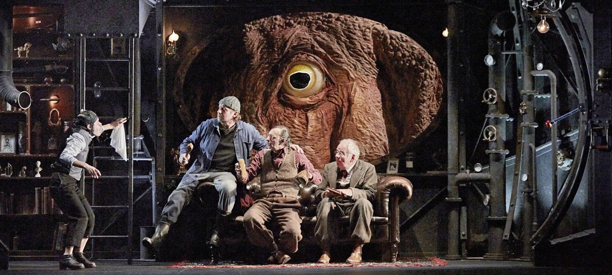 Spectacle "20000 lieux sous les mers" au Théâtre Molière de Sète Spectacle "20000 lieues sous les mers" au Théâtre Molière de Sète
