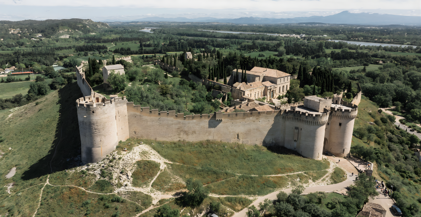 Le Fort Saint André à Villeneuve-lès-Avignon, une aventure médiévale à faire en famille!