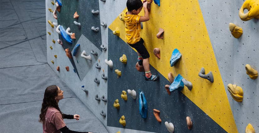 Boulderline : grimpe, détente et loisirs indoor à Montpellier et Castelnau-le-Lez
