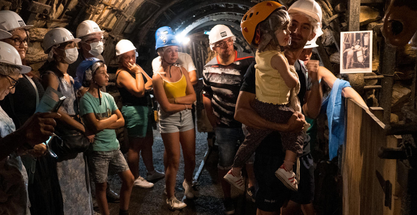 Vacances d'été dans les Cévennes en famille : vivez des soirées insolites à la Mine Témoin !